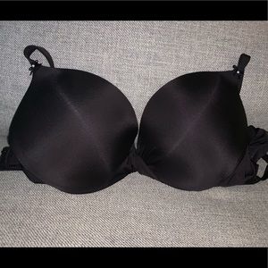 Victoria Secret seamless push-up bra